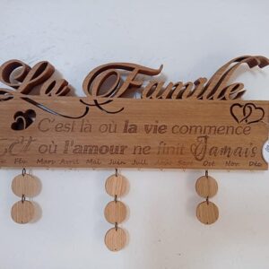 calendrier anniversaires décoration murale en bois de chêne pour cadeau