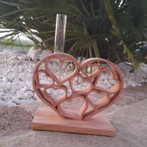 solifleur coeur dans coeur en bois de paulownia cadeau saint Valentin artisanat Local Angers